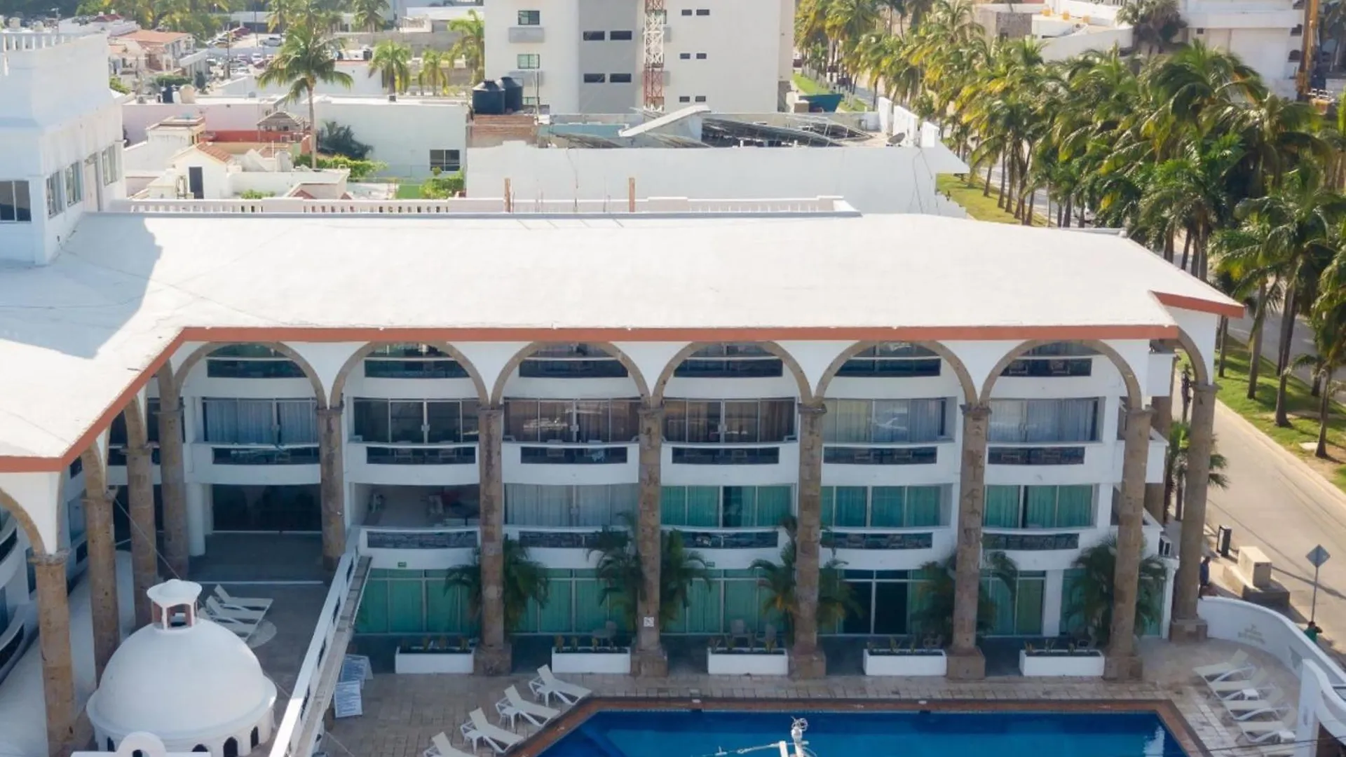 **** Szálloda Solamar Inn Mazatlán Mexikó