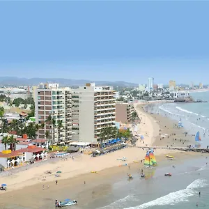 Resort Flores, Mazatlan