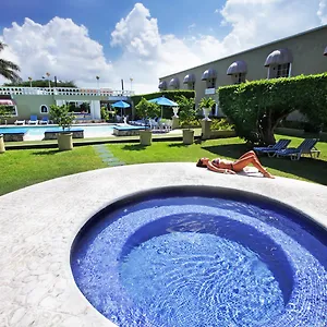 https://villablanca-garden-beach.allrivieramayahotels.com